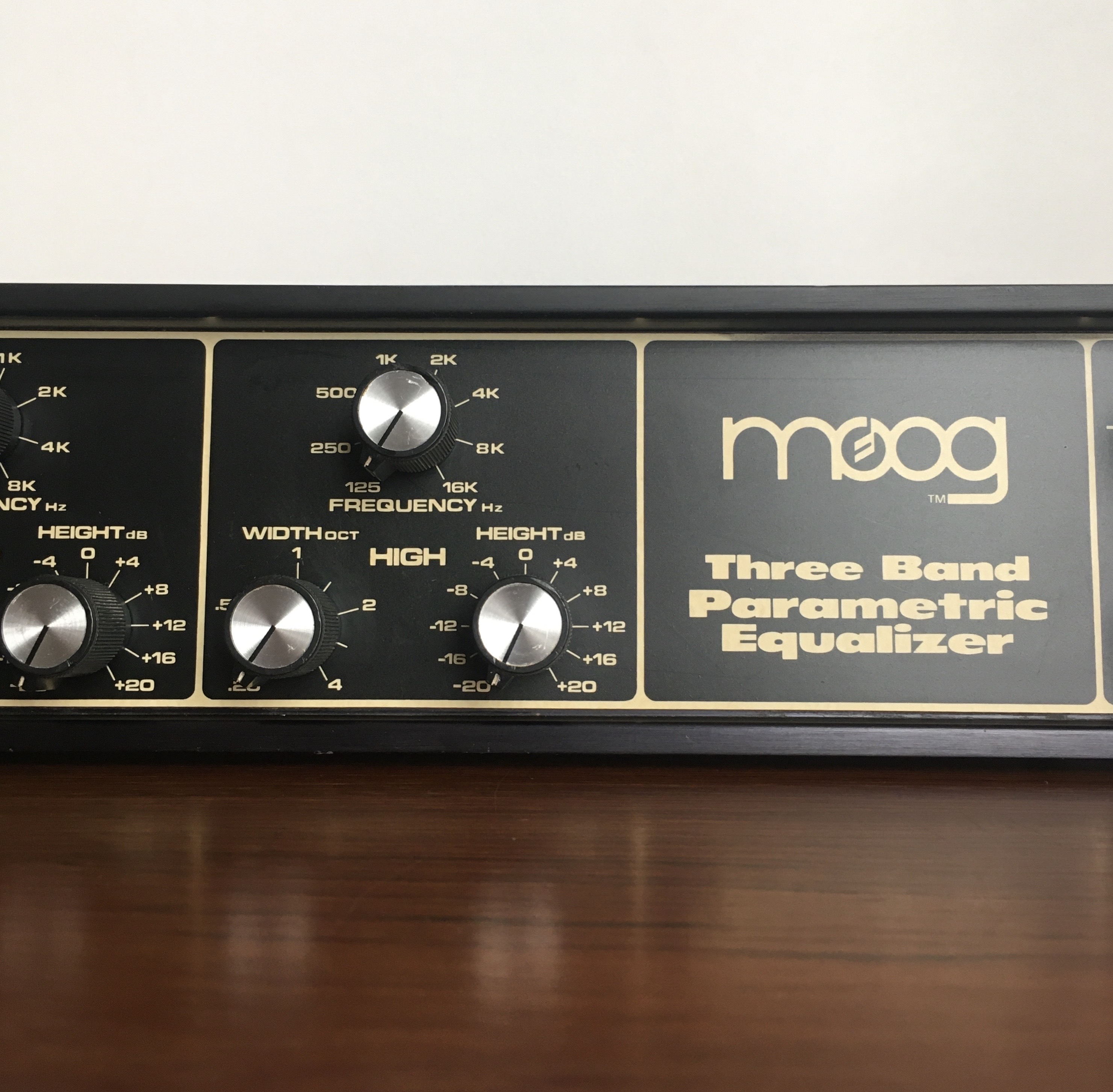 Moog Music 3 Band Parametric Equalizer  (51633)
