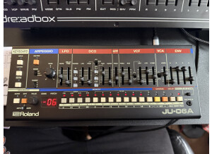 Roland JU-06A (69442)