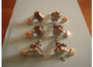 Gibson Deluxe Vintage Perloid Nickel