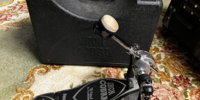 Pédale grosse caisse Iron Cobra avec boite