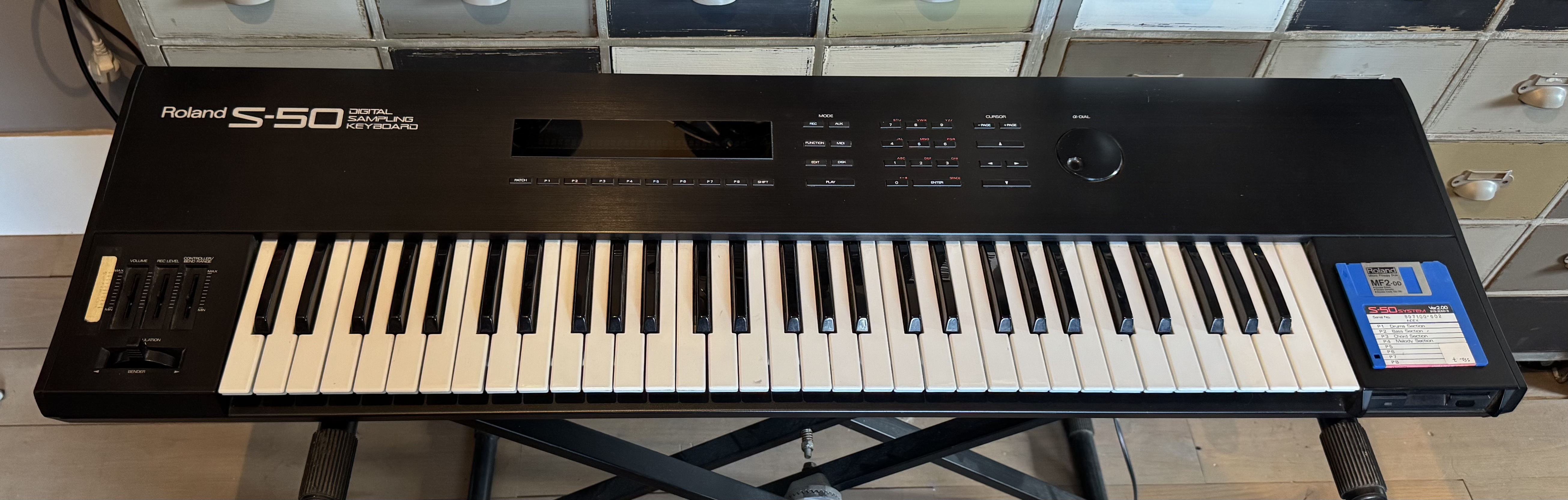 Roland S50 sampleur échantillonneur DT100 
