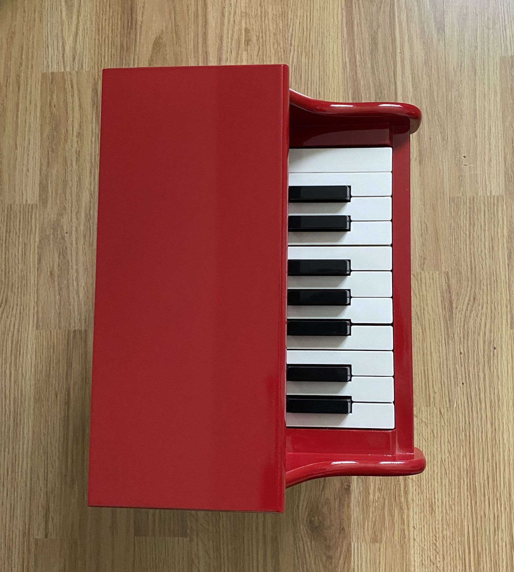 toy piano 3