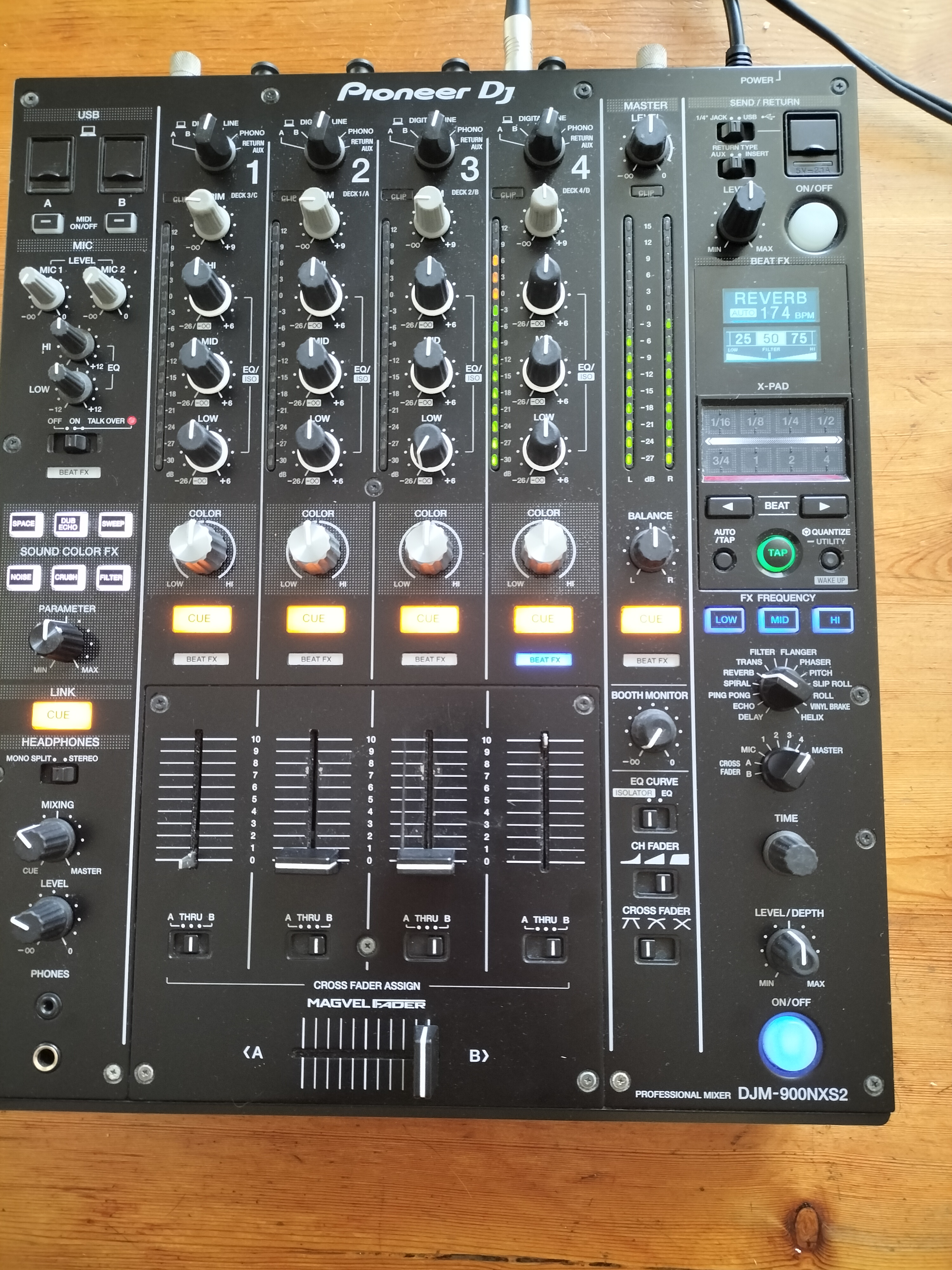 Pioneer DJM 900 Nxs 2