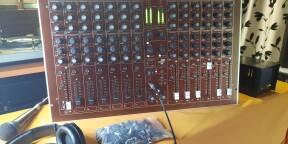 Vends table de mixage FREEVOX années 80