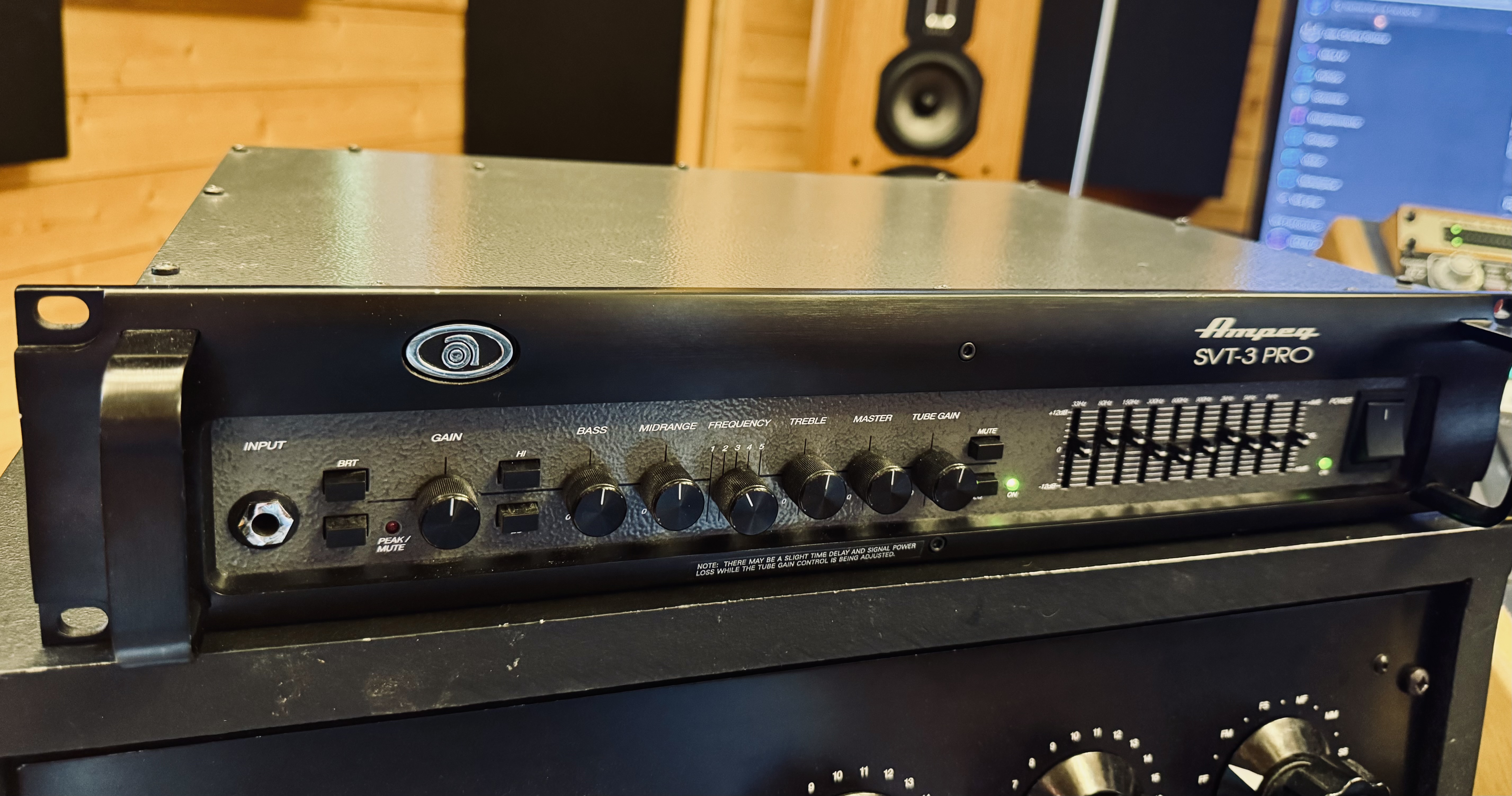 AMPEG SVT3-PRO made in USA !