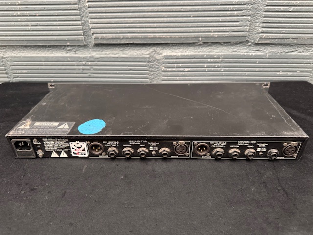 dbx 1066 (26861)