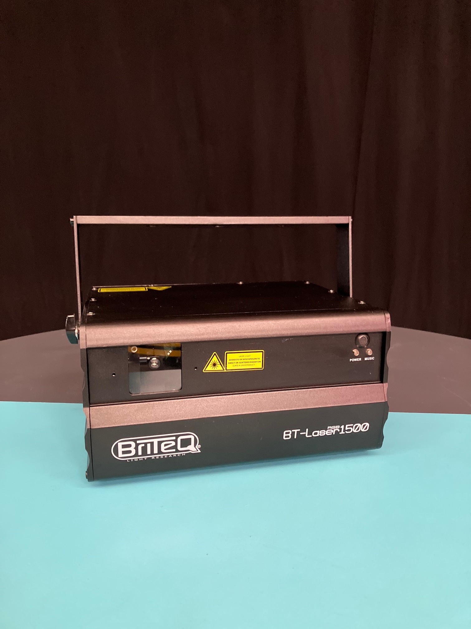 Vends d'occasion BRITEQ BT-LASER 1500 RGB