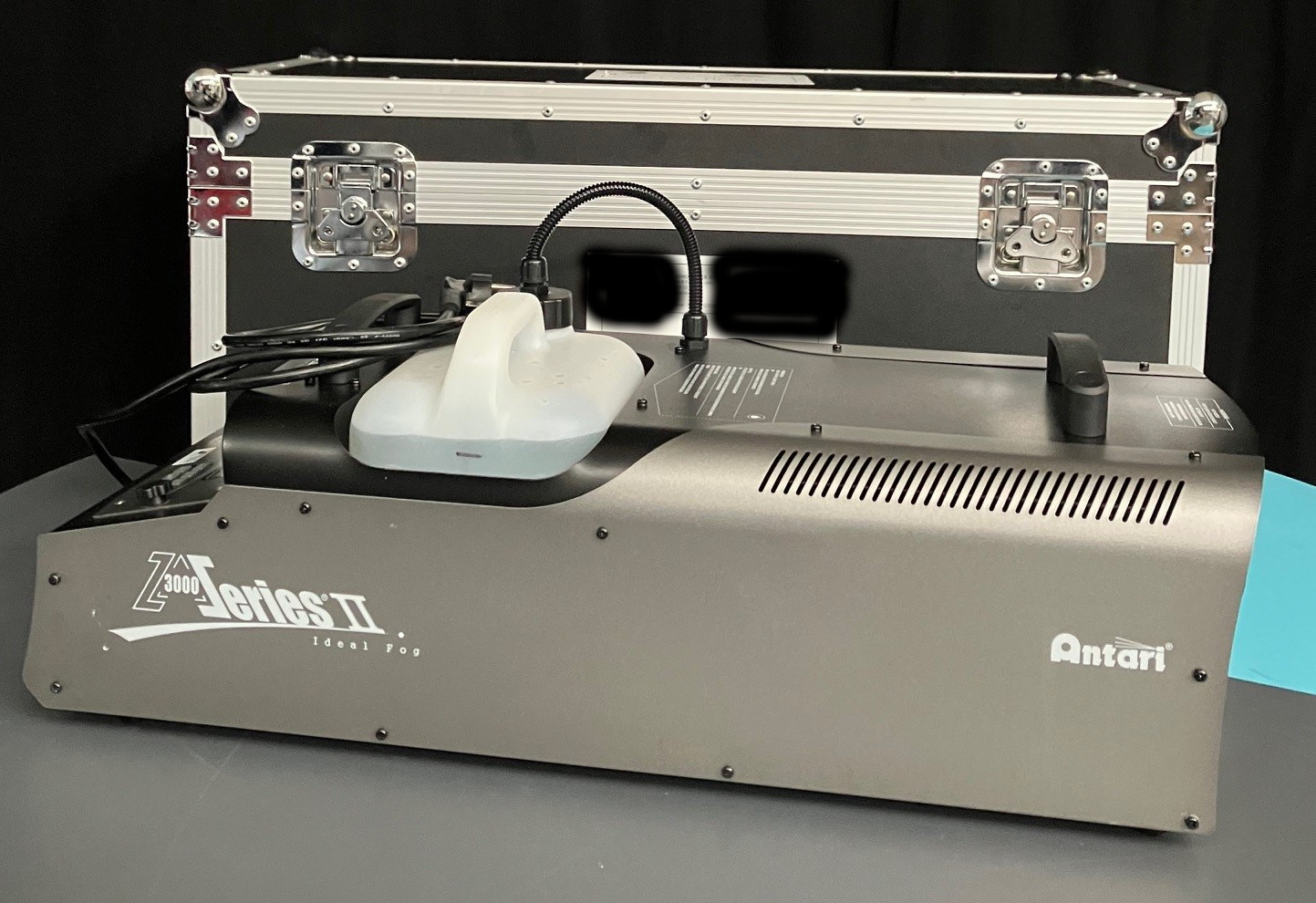 Vends d'occasion ANTARI Z-3000 II avec flight-case