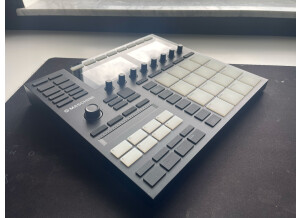 Native Instruments Maschine mk3 (24792)
