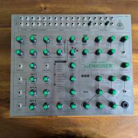 Vends synthé analogique SWEnigiser - Unz Unz très bon état