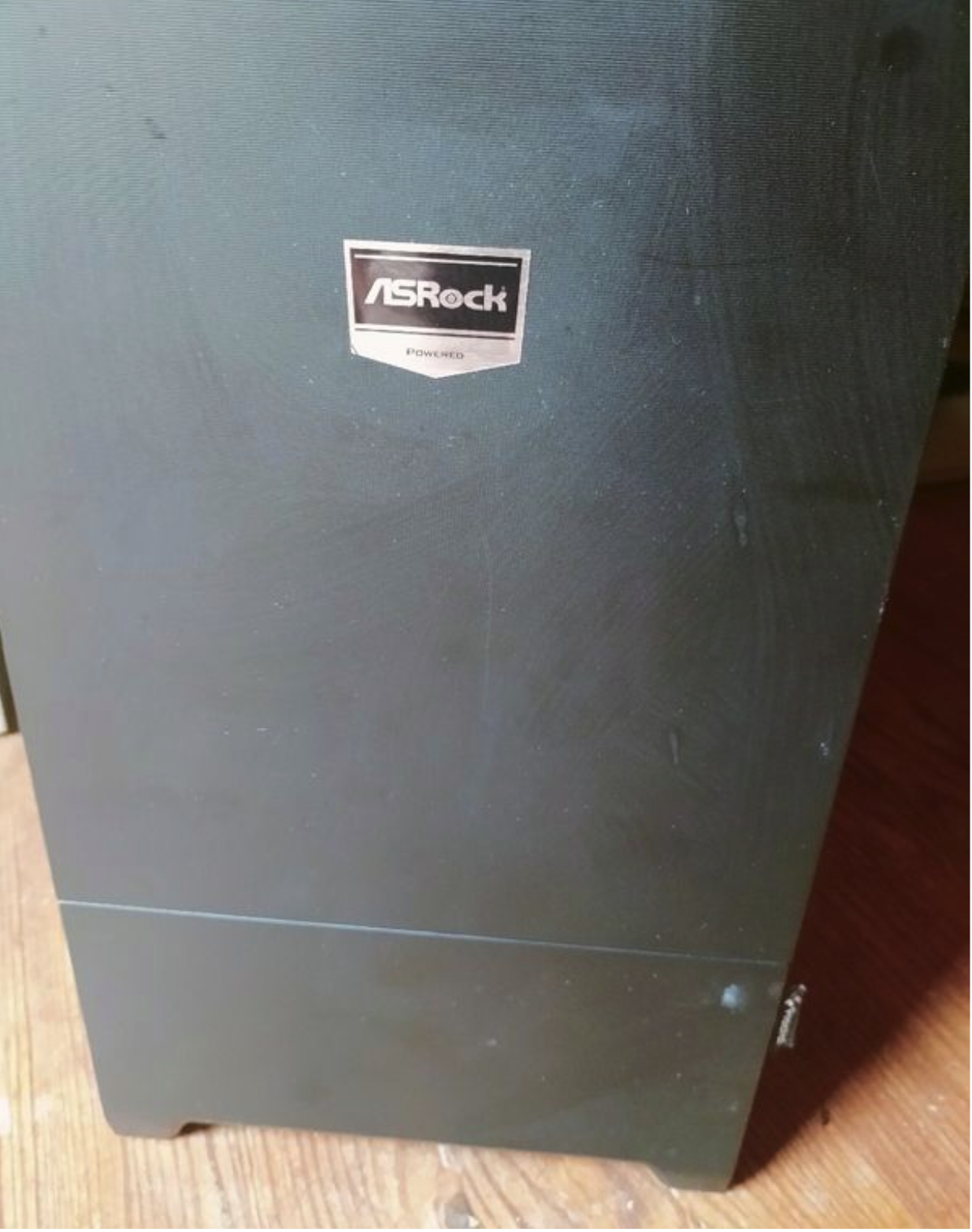 Ordinateur de post production audio