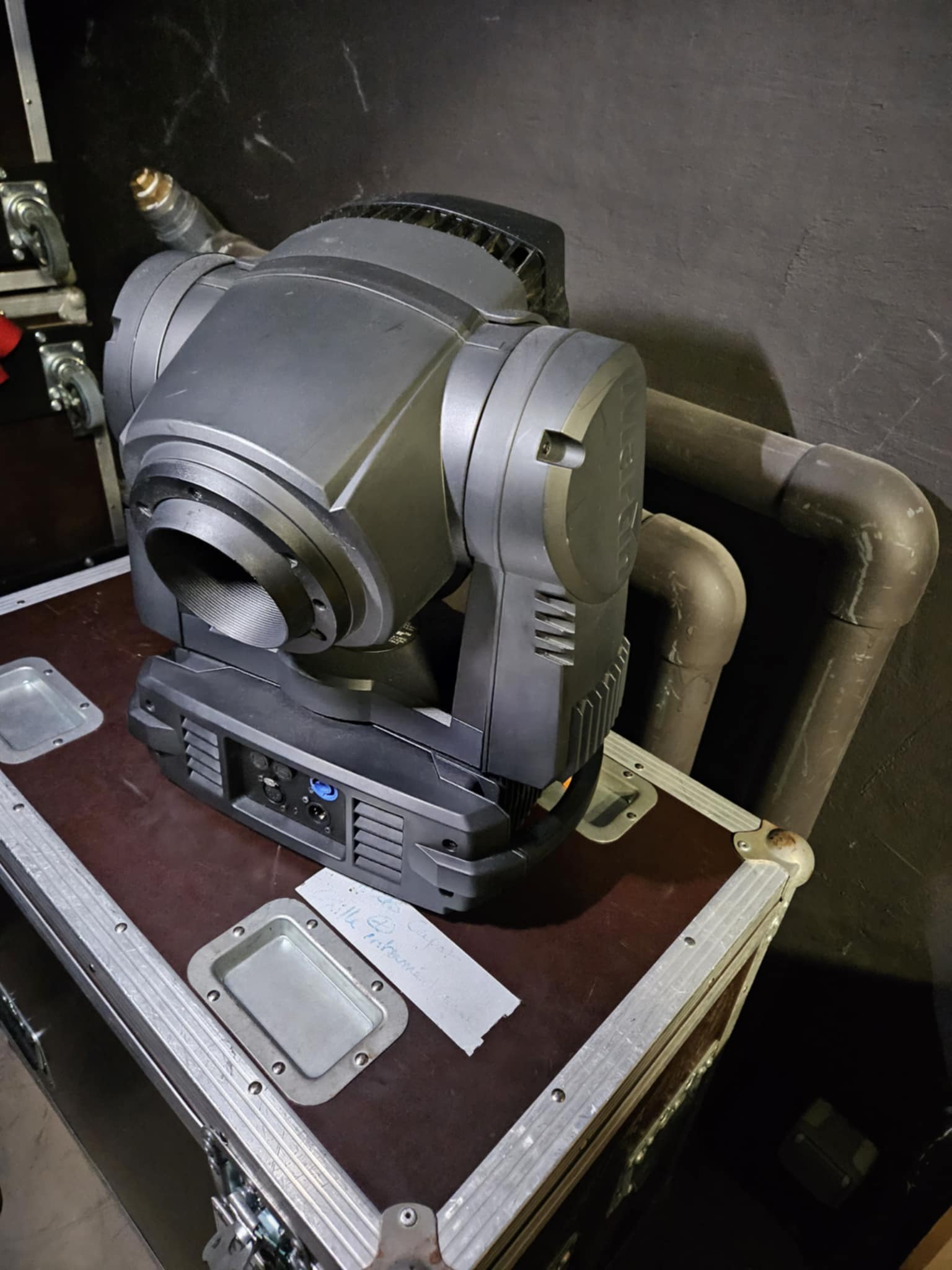 MARTIN MAC 350 Entour Lyre à LED 