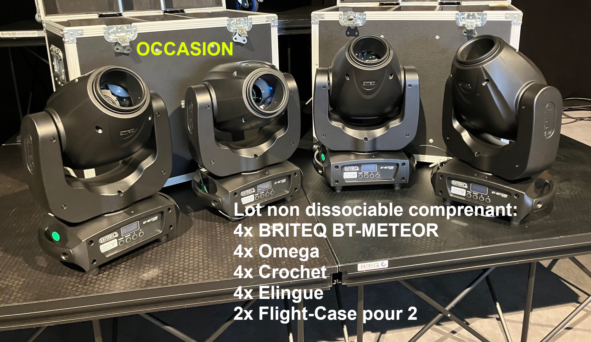 Vends Lot non dissociable de 4x Lyre Spot Led 100W BRITEQ + 2x Flight-Case + Accessoires