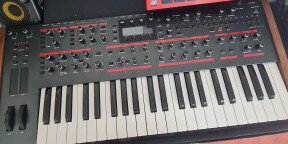 Dave Smith Pro 2, une perle, en état irréprochable.