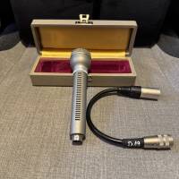 D19C AKG