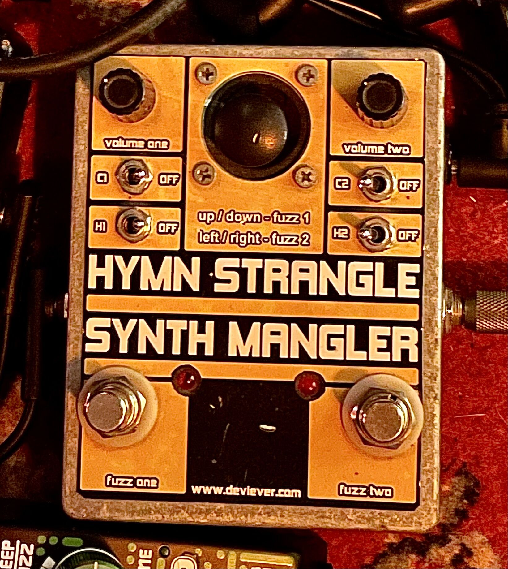 Vends version DEVI EVER du SYNTH MANGLER