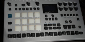 Vend Analog Rytm MK2 Grise Bon état