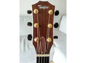 Taylor Taylor 812 CE Grand Concert (Modèle 2004)