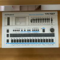 Roland Tr 727