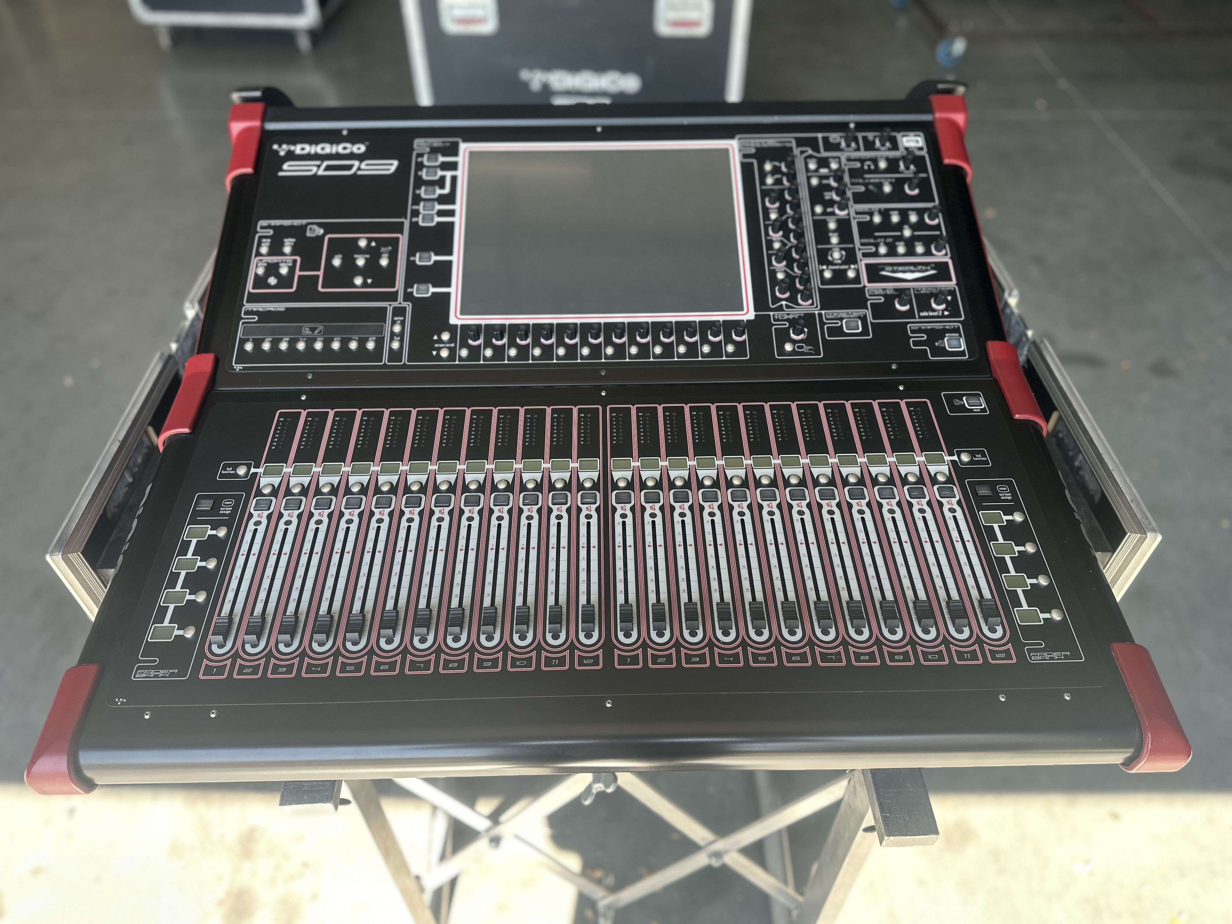 Vends tabel de mixage Digico SD9 avec core 2 Update