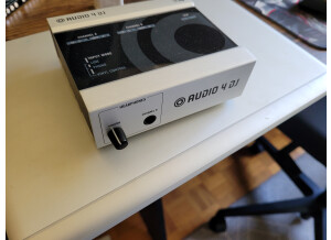 Native Instruments Audio 4 DJ (63129)