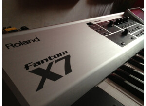 Roland Fantom X7 (48679)