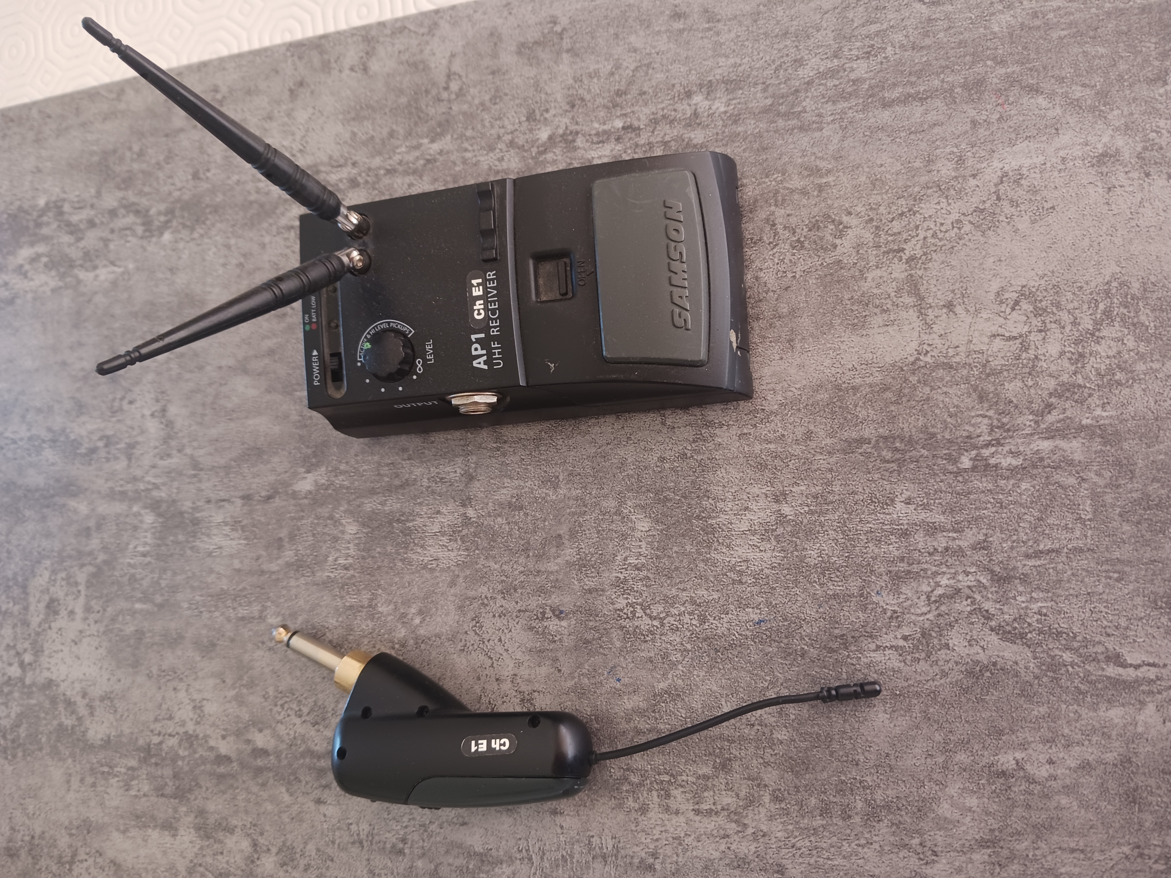 VEND SYSTEMES SANS FIL GUITARE ap1 samson