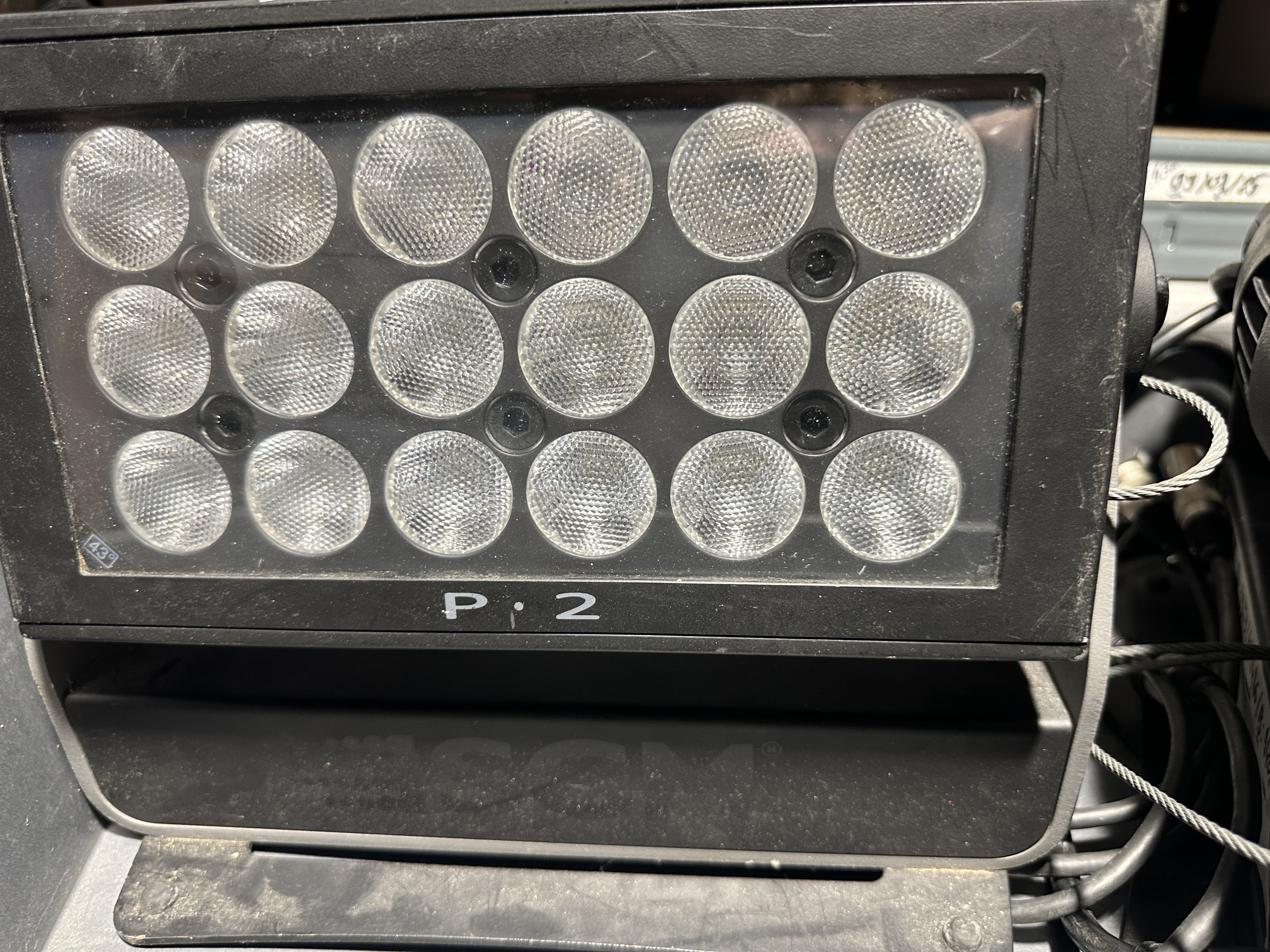 PAIRE ! de projecteurs LED ip65 SGM P-2, peu d'heures