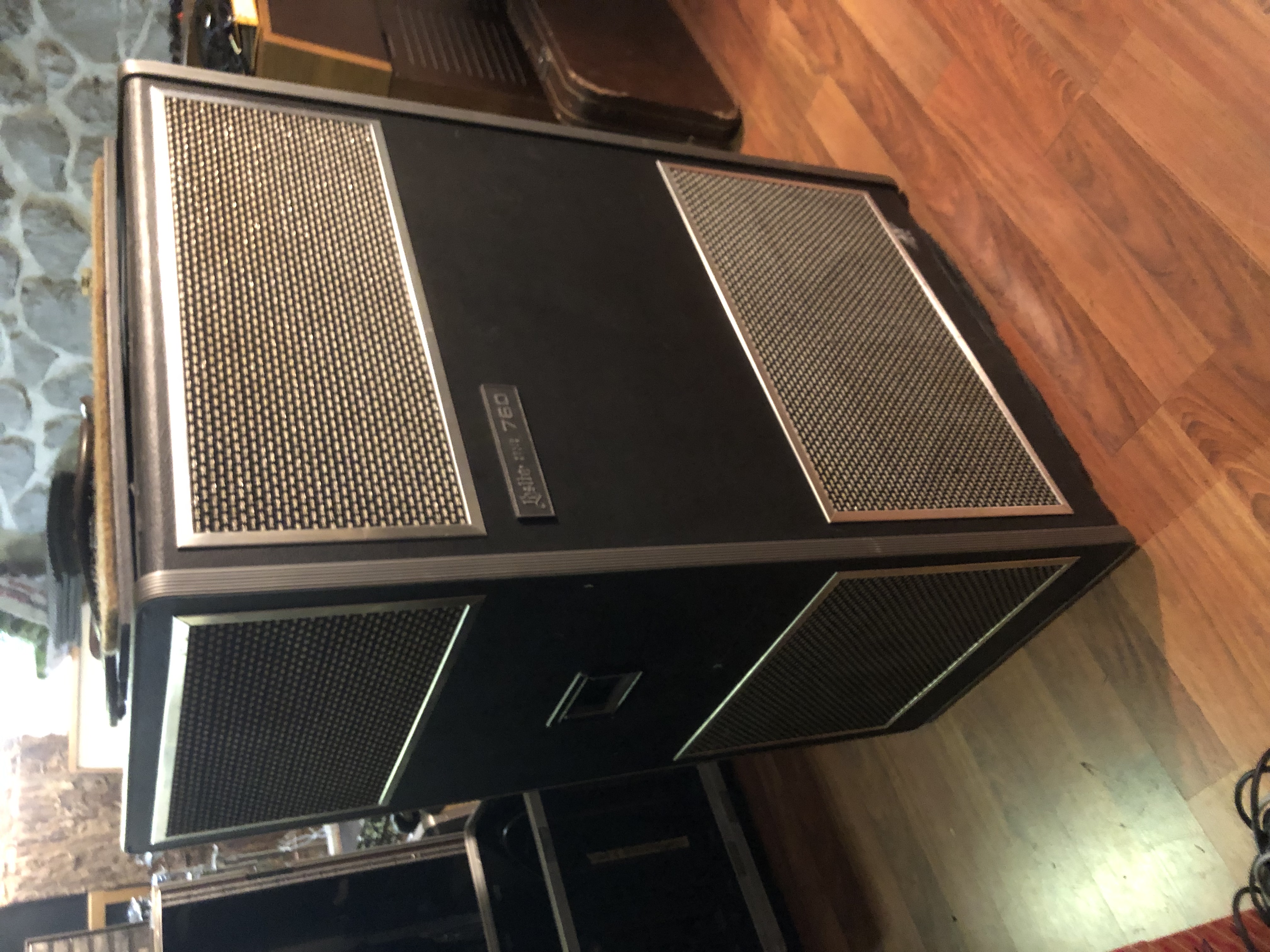 LESLIE 760 avec cable 9 broches -