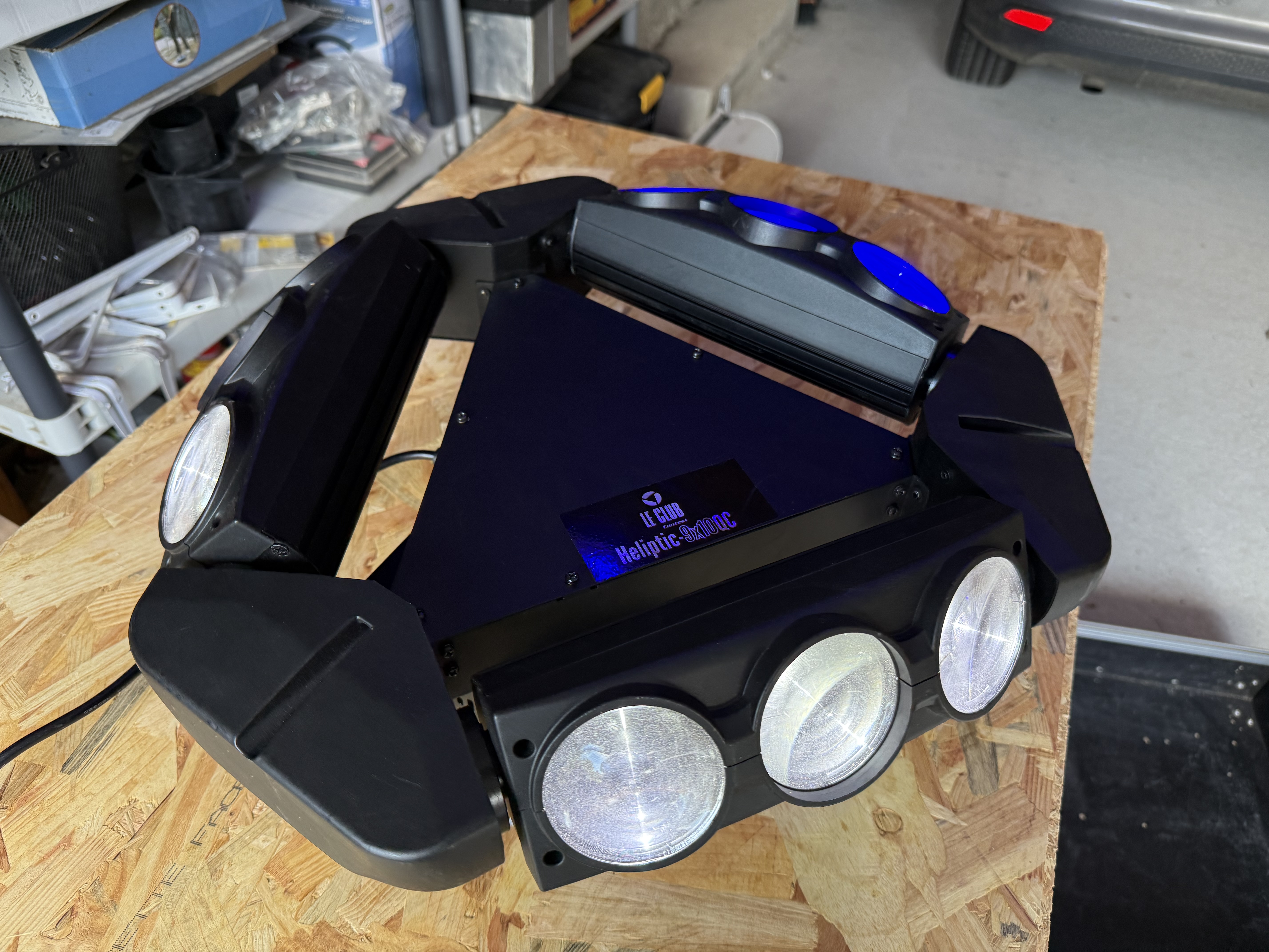 A VENDRES HELIPTIC 9X10QC DE CHEZ CONTEST 