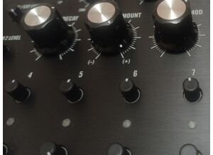 Moog Music DFAM (Drummer From Another Mother) (71702)
