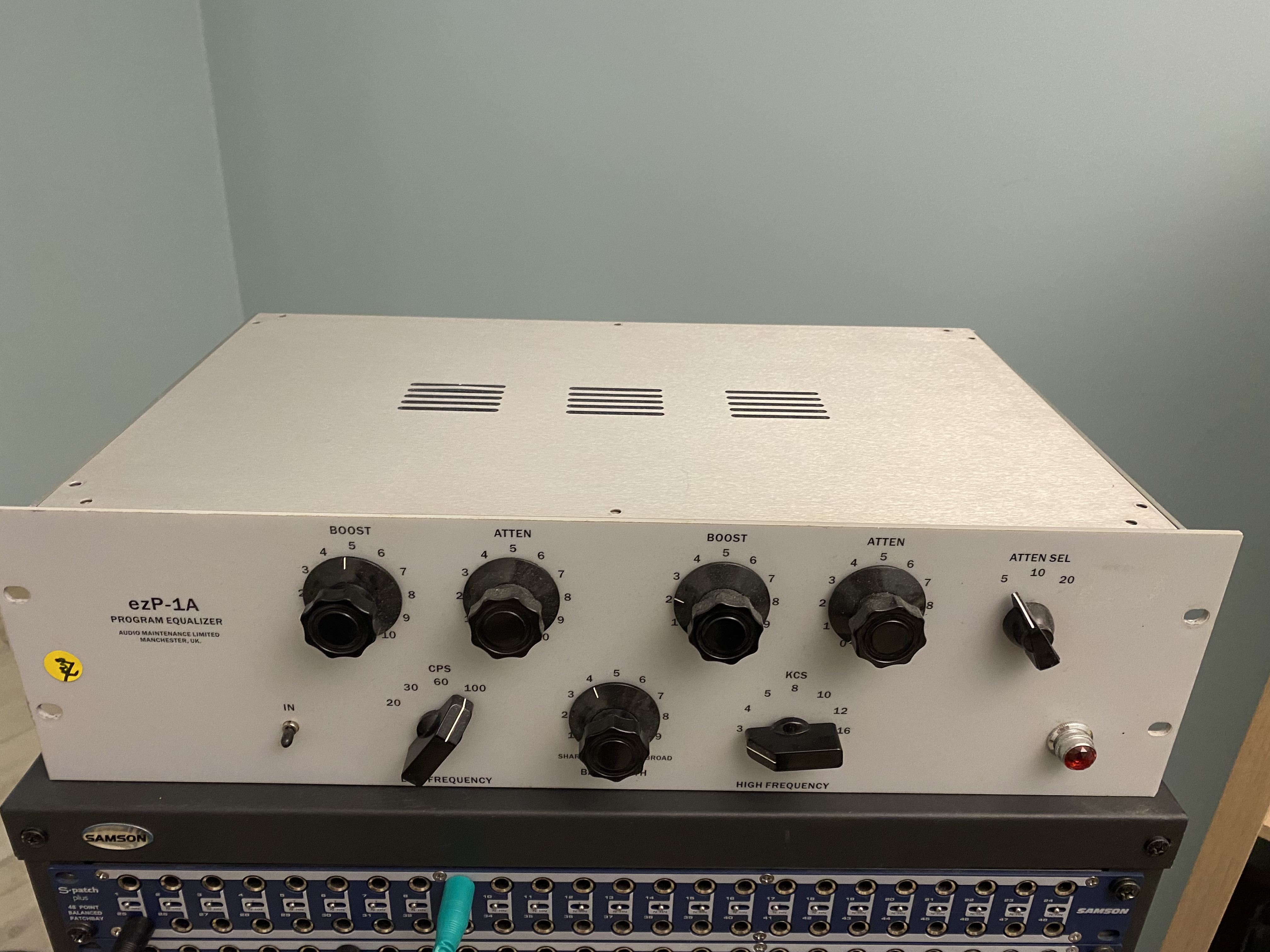 Vends égaliseur AML ezp-1A