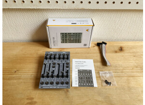 Behringer-121-DUAL-VCF 6470