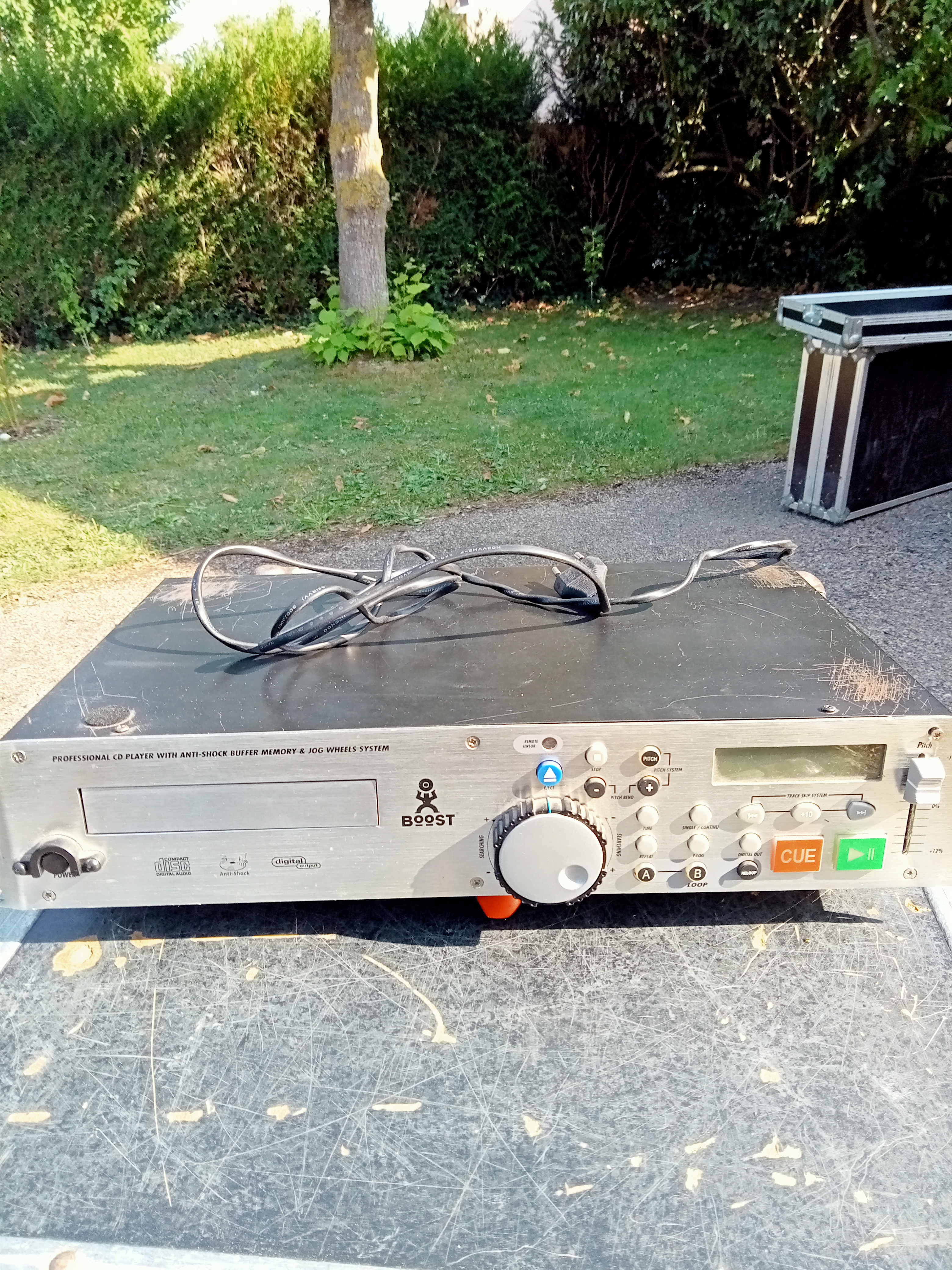 Vends LECTEUR CD BOOST CD 140 DJ Rackable