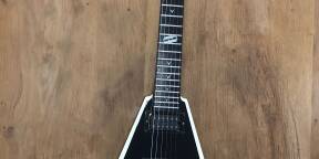 Vends Dean Guitar USA Razorback V Custom Shop 2006 (RARE*)