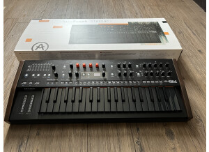 Arturia MiniFreak (29390)