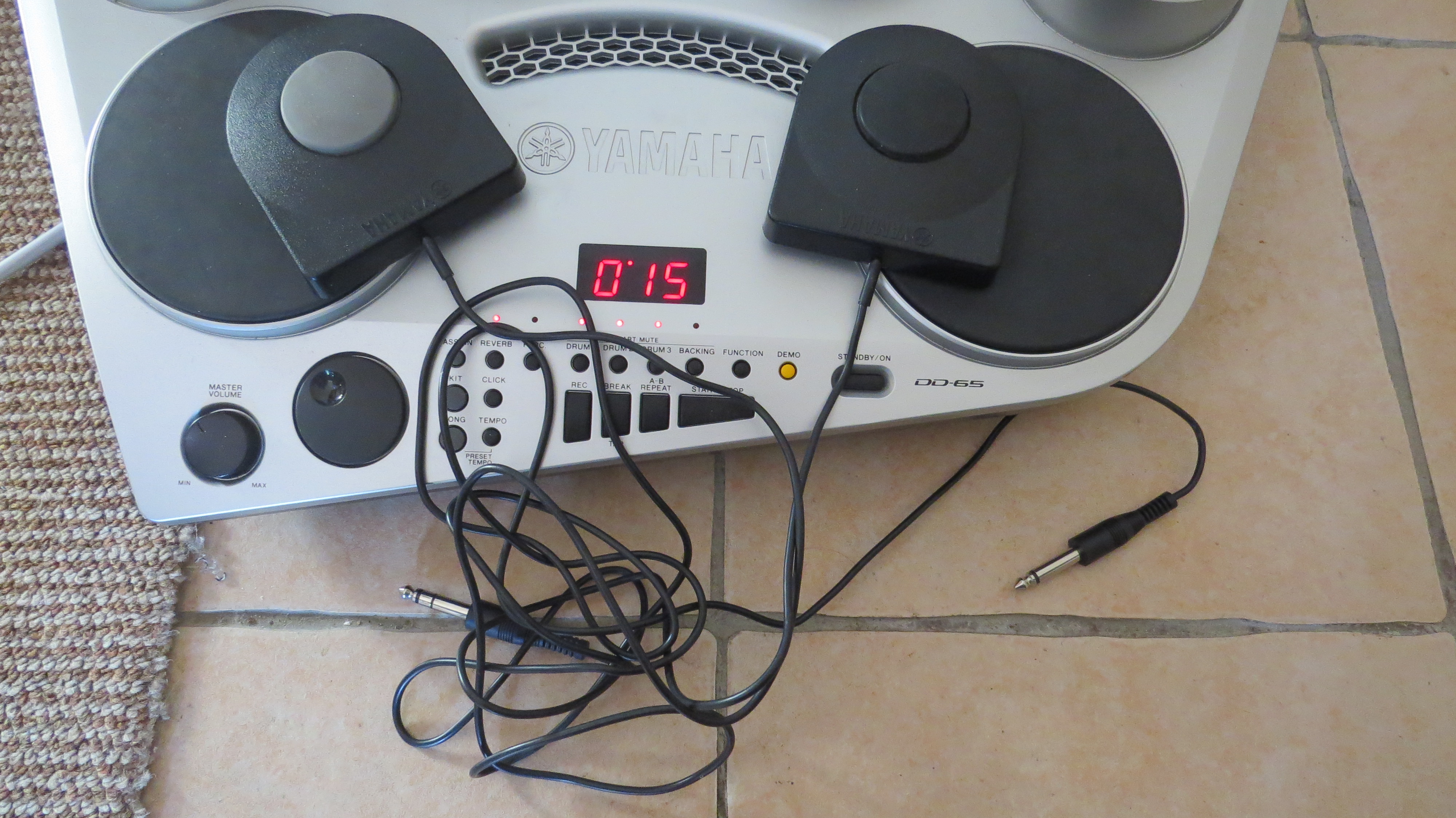 Yamaha DD65 (3)