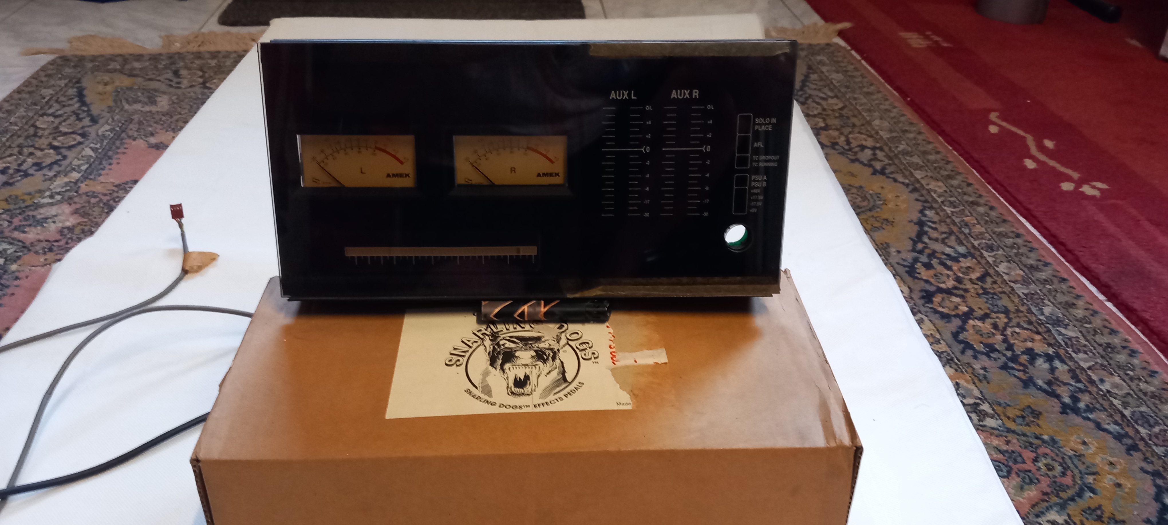 Vends Vumetre Amek Rembrandt