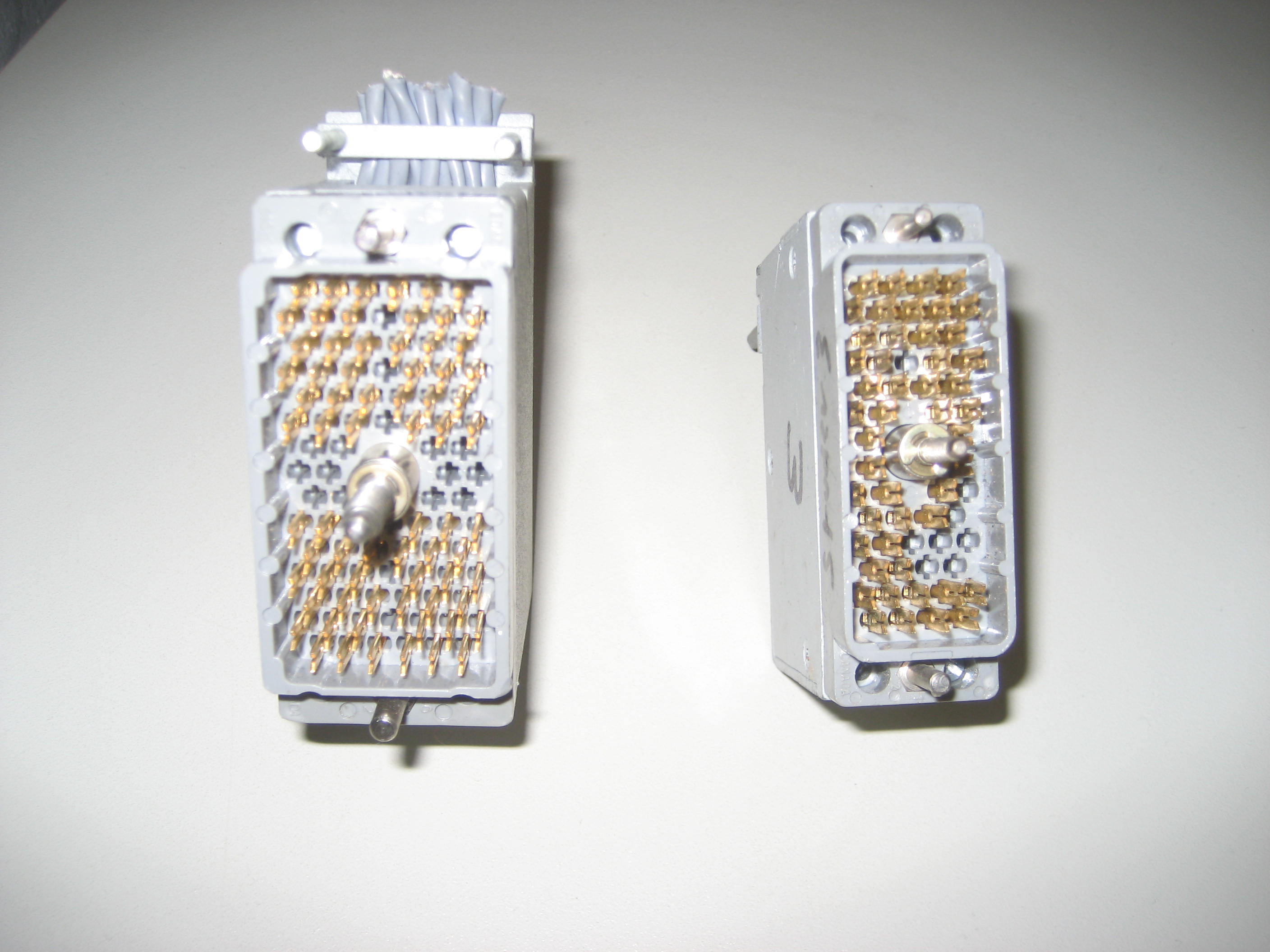 Vends connectiques Edac