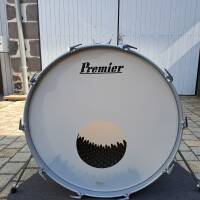 Grosse caisse "sur mesure chez Premier" 28" X 14" - 1979 - peaux Premier d'époque neuves (avec logo d'époque)