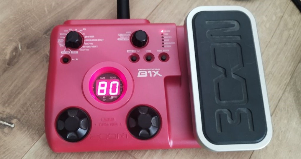 Pédale a effets ZOOM B1X