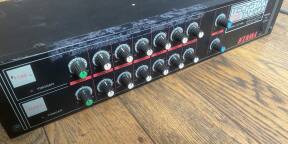 Vends TAMA TECHSTAR TAM200
