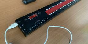 Vends Haken Audio ContinuuMini avec son câble d'alim USB et son réducteur de bruit