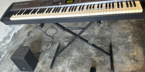 Vends piano de scène Roland RD700