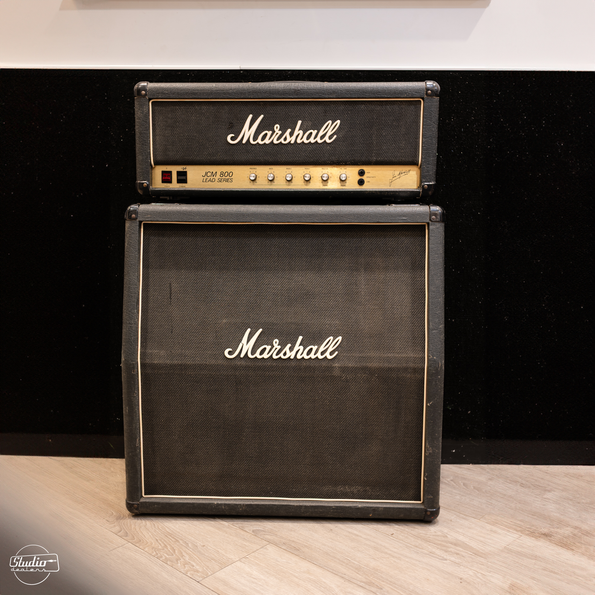 Marshall JCM800 Lead MKII (1981) + Cabinet 1982