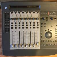 Surface de contrôle pour ProTools Digidesign Command 8