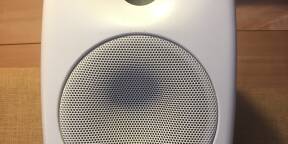 Enceinte de monitoring Genelec 8030A blanche