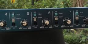 Préampli 8 micros YAMAHA ML8 pour extension ou autonome avec câble sub D rackable