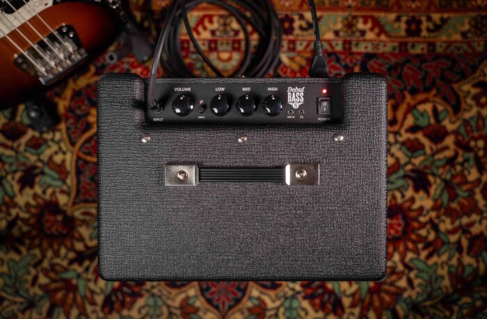 Blackstar Amplification Debut Bass Combo 25W : Debut Bass Combo 25WPANEL Blackstar Amplification Debut Bass Combo 25W : Debut Bass Combo 25WPANEL
