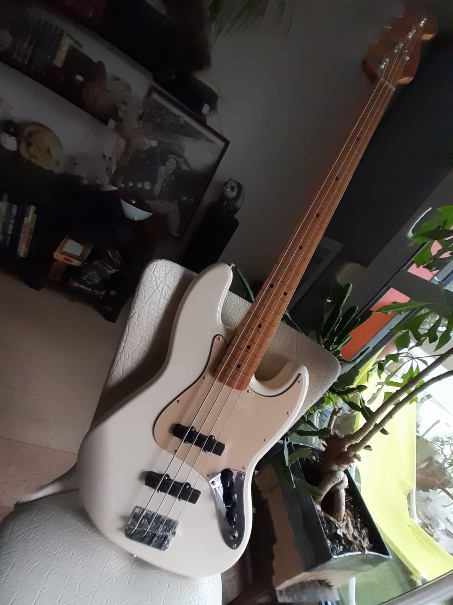 Basse Fender Jazz bass MX upgradée
